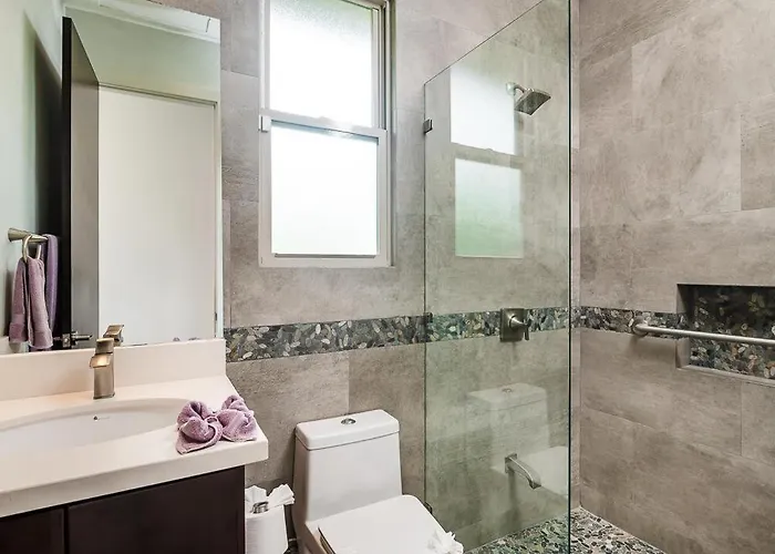 Private Pool With 24-7 Concierge Service Villa